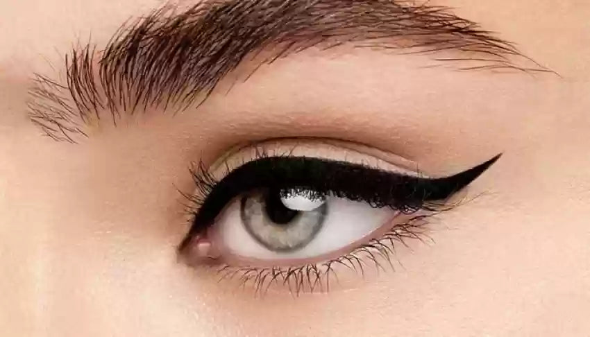 Long-lasting Liquid Eye Liner